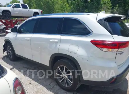 TOYOTA HIGHLANDER 2019 vin 5TDKZRFH0KS368680 from auto auction Iaai