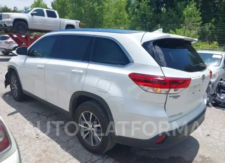 TOYOTA HIGHLANDER 2019 vin 5TDKZRFH0KS368680 from auto auction Iaai