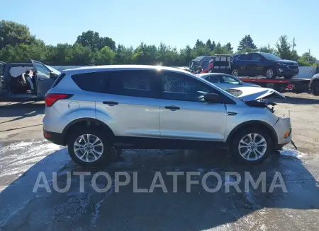 FORD ESCAPE 2019 vin 1FMCU0F78KUB53125 from auto auction Iaai