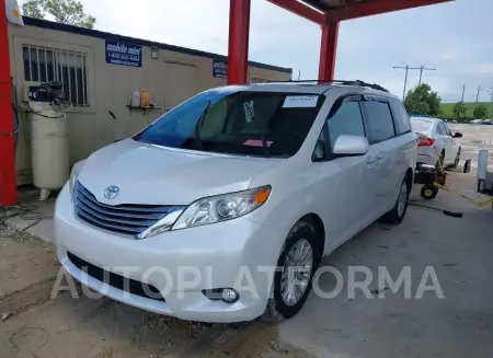 TOYOTA SIENNA 2017 vin 5TDYZ3DC1HS800457 from auto auction Iaai