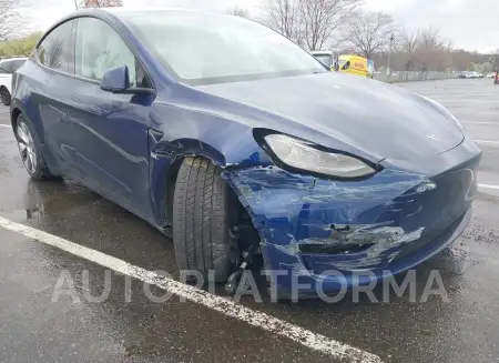 TESLA MODEL Y 2022 vin 7SAYGAEE8NF522413 from auto auction Iaai