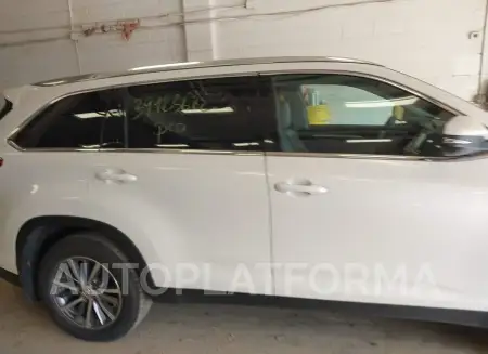 TOYOTA HIGHLANDER 2019 vin 5TDJZRFH7KS598356 from auto auction Iaai