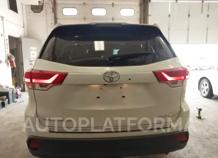 TOYOTA HIGHLANDER 2019 vin 5TDJZRFH7KS598356 from auto auction Iaai