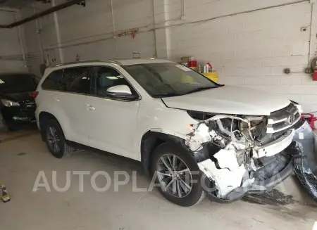 Toyota Highlander 2019 2019 vin 5TDJZRFH7KS598356 from auto auction Iaai