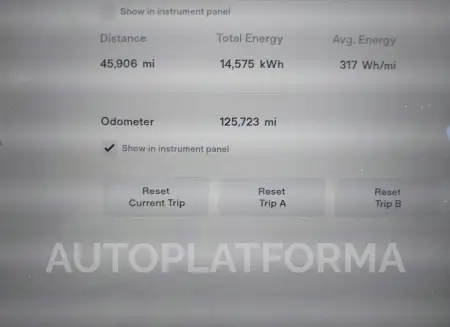 TESLA MODEL S 2015 vin 5YJSA1E23FF116258 from auto auction Iaai