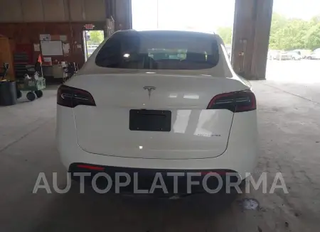 TESLA MODEL Y 2024 vin 7SAYGAEEXRF985739 from auto auction Iaai