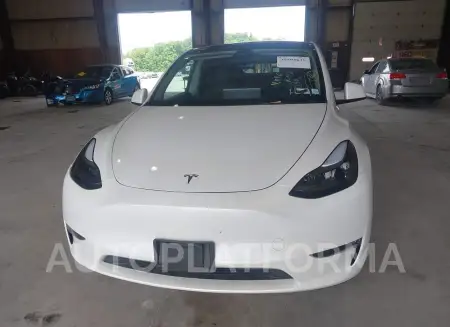 TESLA MODEL Y 2024 vin 7SAYGAEEXRF985739 from auto auction Iaai