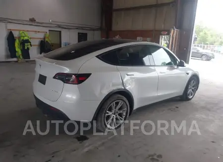 TESLA MODEL Y 2024 vin 7SAYGAEEXRF985739 from auto auction Iaai