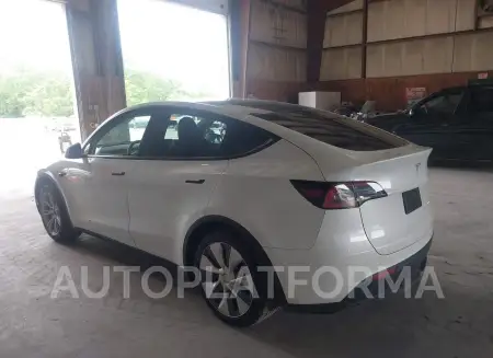 TESLA MODEL Y 2024 vin 7SAYGAEEXRF985739 from auto auction Iaai