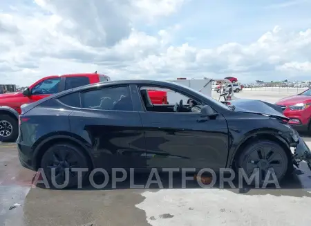 TESLA MODEL Y 2024 vin 7SAYGDEE7RA294795 from auto auction Iaai