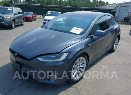 TESLA MODEL X 2017 vin 5YJXCDE2XHF054149 from auto auction Iaai