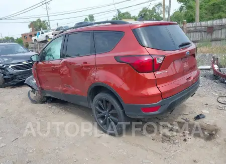 FORD ESCAPE 2019 vin 1FMCU9GD8KUC00372 from auto auction Iaai