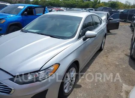 FORD FUSION HYBRID 2019 vin 3FA6P0LU2KR120413 from auto auction Iaai