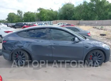 TESLA MODEL Y 2022 vin 7SAYGDEF0NF518642 from auto auction Iaai