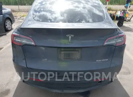 TESLA MODEL Y 2022 vin 7SAYGDEF0NF518642 from auto auction Iaai