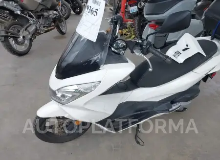 HONDA PCX 2017 vin RLHKF1809HY201040 from auto auction Iaai