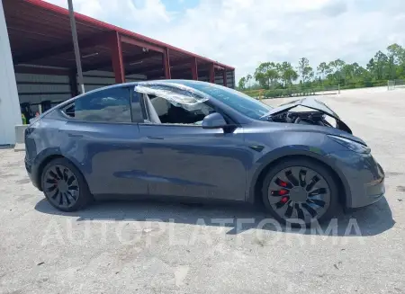 TESLA MODEL Y 2022 vin 7SAYGDEF2NF377699 from auto auction Iaai