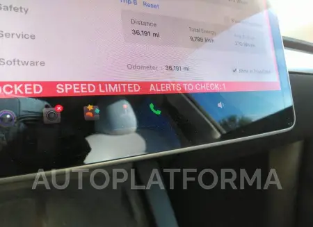 TESLA MODEL Y 2021 vin 5YJYGDEE9MF303439 from auto auction Iaai