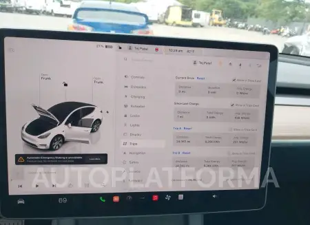 TESLA MODEL Y 2023 vin 7SAYGAEE3PF755635 from auto auction Iaai