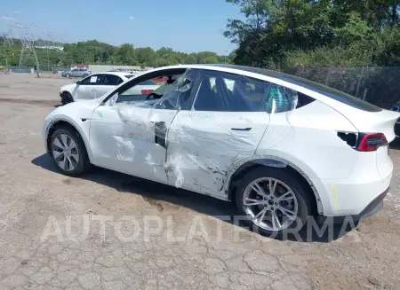 TESLA MODEL Y 2023 vin 7SAYGDEE1PF610711 from auto auction Iaai