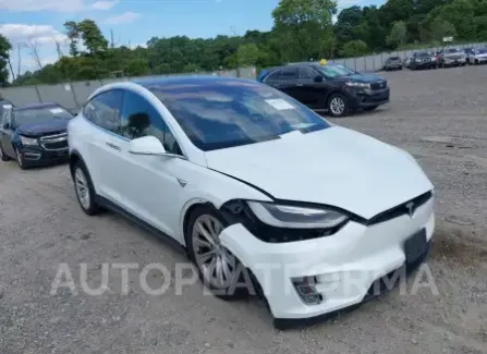 Tesla Model X 2017 2017 vin 5YJXCBE20HF050745 from auto auction Iaai