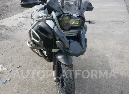 BMW R1200 2017 vin WB10A1204HZ898896 from auto auction Iaai