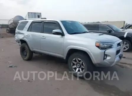 Toyota 4 Runner 2017 2017 vin JTEBU5JRXH5417661 from auto auction Iaai