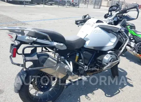 BMW R1200 2017 vin WB10A1208HZ898173 from auto auction Iaai