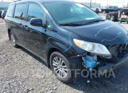 Toyota Sienna 2020 2020 vin 5TDYZ3DC2LS054464 from auto auction Iaai