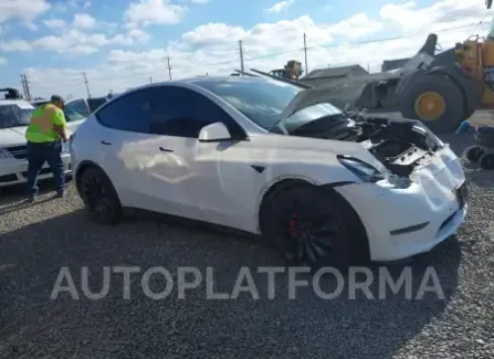 Tesla Model Y 2020 2020 vin 5YJYGDEF9LF003469 from auto auction Iaai