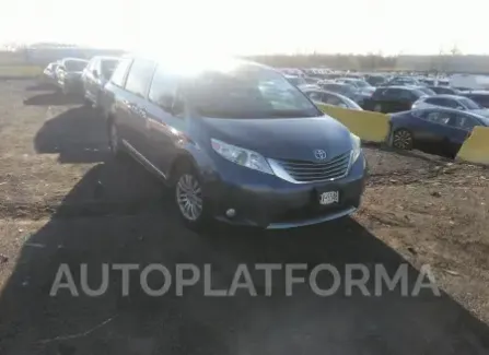 Toyota Sienna 2017 2017 vin 5TDYZ3DC9HS766560 from auto auction Iaai