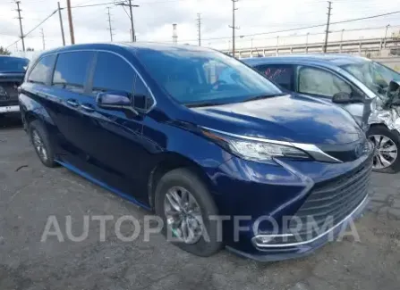 Toyota Sienna 2022 2022 vin 5TDYRKEC2NS121155 from auto auction Iaai