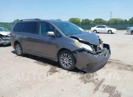 Toyota Sienna 2018 2018 vin 5TDYZ3DCXJS944885 from auto auction Iaai