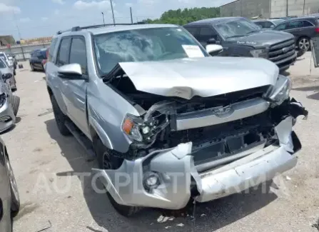 Toyota 4 Runner 2021 2021 vin JTEFU5JR6M5242496 from auto auction Iaai