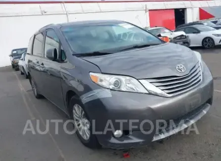 Toyota Sienna 2017 2017 vin 5TDYZ3DC3HS865276 from auto auction Iaai