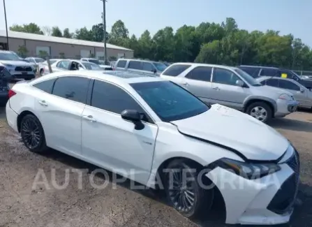 Toyota Avalon Hybrid 2019 2019 vin 4T1B21FB0KU001996 from auto auction Iaai