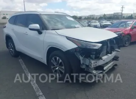 Toyota Highlander 2022 2022 vin 5TDHBRCH0NS555649 from auto auction Iaai