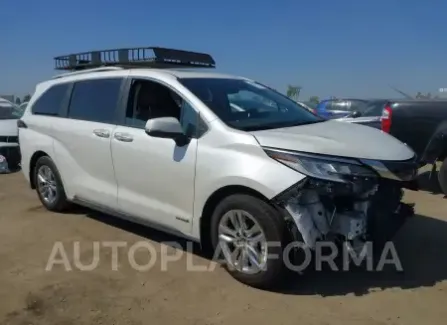 Toyota Sienna 2021 2021 vin 5TDZRKEC6MS041652 from auto auction Iaai