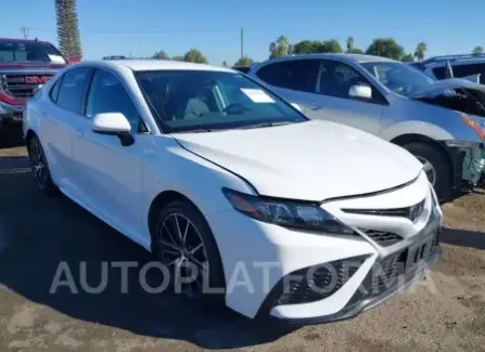 Toyota Camry 2021 2021 vin 4T1G11AK0MU496414 from auto auction Iaai