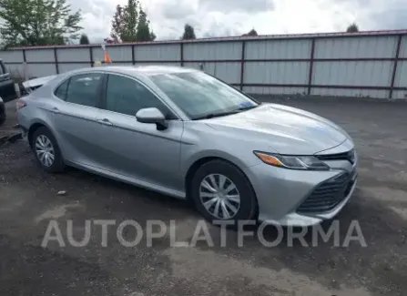 Toyota Camry 2018 2018 vin 4T1B11HK0JU609872 from auto auction Iaai