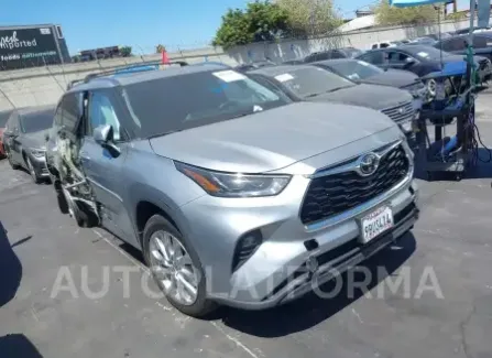 Toyota Highlander 2022 2022 vin 5TDYZRAH3NS126648 from auto auction Iaai