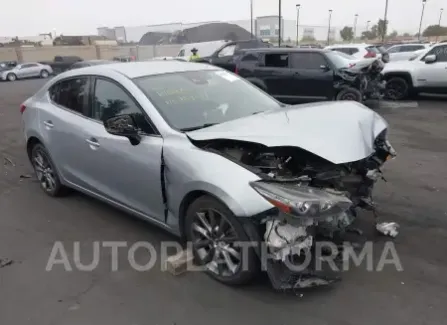 Mazda 3 2018 2018 vin 3MZBN1V30JM198092 from auto auction Iaai