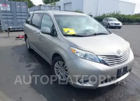 Toyota Sienna 2016 2016 vin 5TDYK3DC7GS723211 from auto auction Iaai