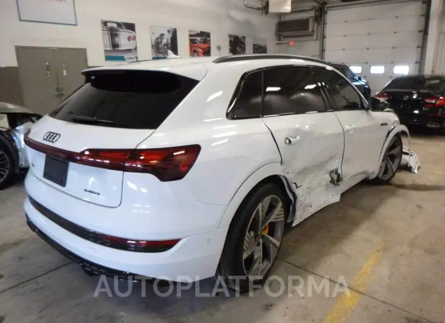 AUDI E-TRON CHRONOS 2022 vin WA1VAAGE6NB044147 from auto auction Caiaai