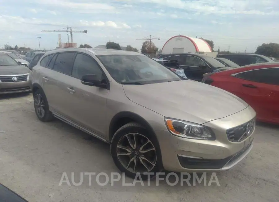 VOLVO V60 CROSS COUNTRY PREMIER 2017 vin YV440MWKXH1037982 from auto auction Caiaai