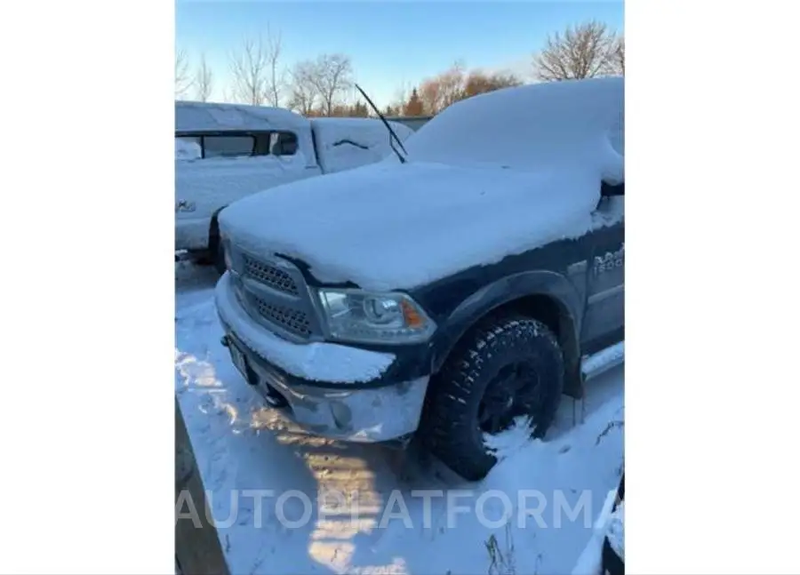 DODGE RAM 1500 LARAMIE CREW CAB  2015 vin 1C6RR7VT4FS556342 from auto auction Caiaai