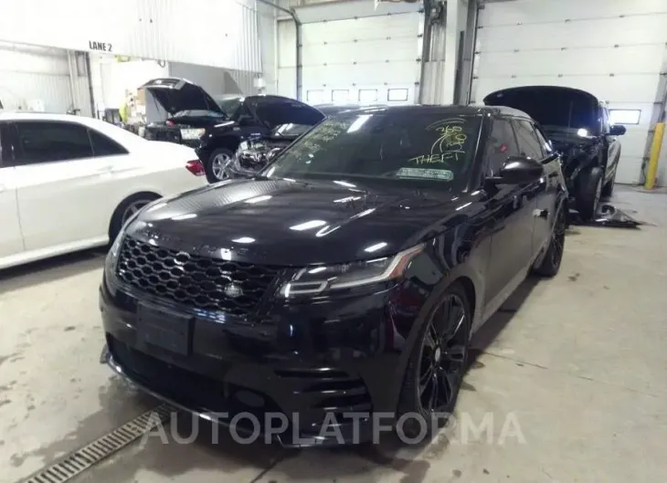 LAND ROVER RANGE ROVER VELAR R-DYNAMIC HSE/FIRST ED 2018 vin SALYM2RV9JA740281 from auto auction Caiaai