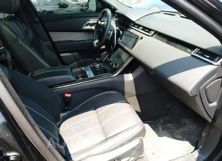 LAND ROVER RANGE ROVER VELAR R-DYNAMIC SE 2019 vin SALYL2EN3KA215288 from auto auction Caiaai