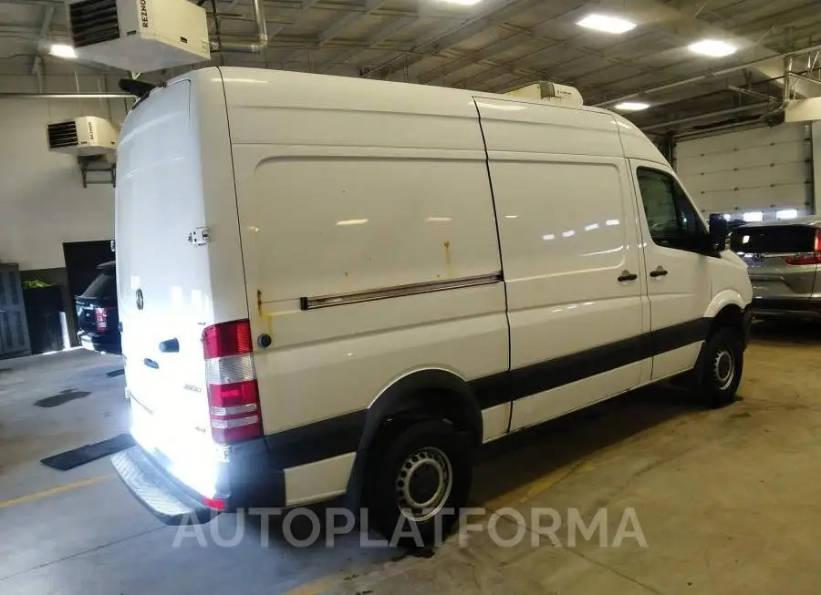 MERCEDES-BENZ SPRINTER CARGO VANS 2017 vin WD3CE7CD1HP503748 from auto auction Caiaai