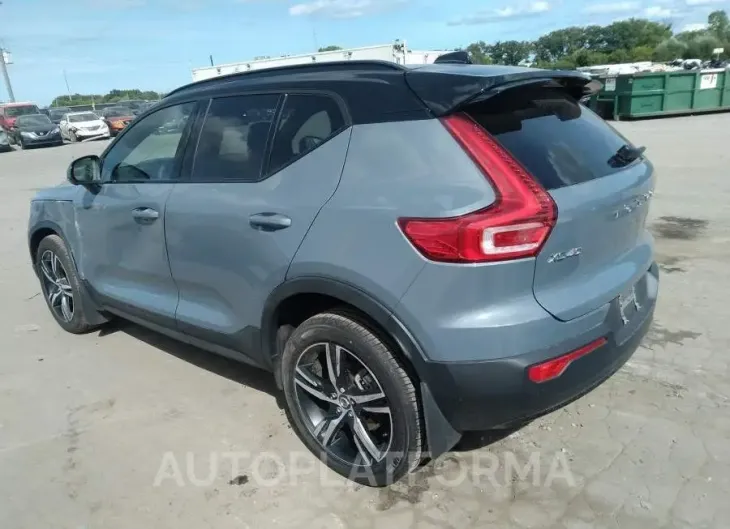 VOLVO XC40 R-DESIGN 2022 vin YV4162UM4N2751493 from auto auction Caiaai